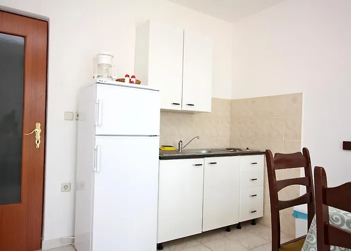 With Parking Space Barbat - Rab - 4962 Апартаменты *