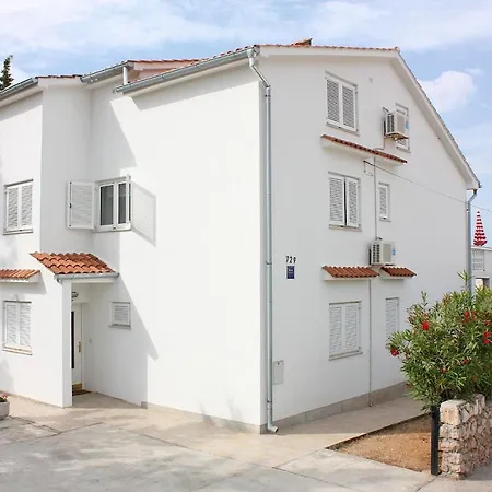 With A Parking Space Barbat, Rab - 4962 Apartment Barbat na Rabu