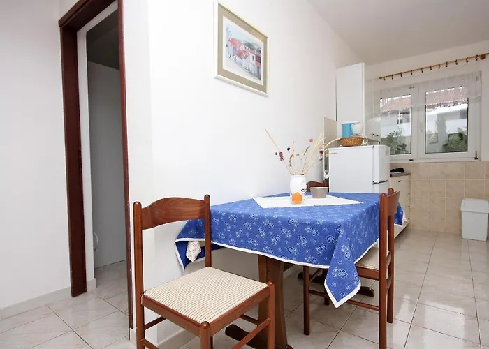 With Parking Space Barbat - Rab - 4962 Apartman Barbat na Rabu